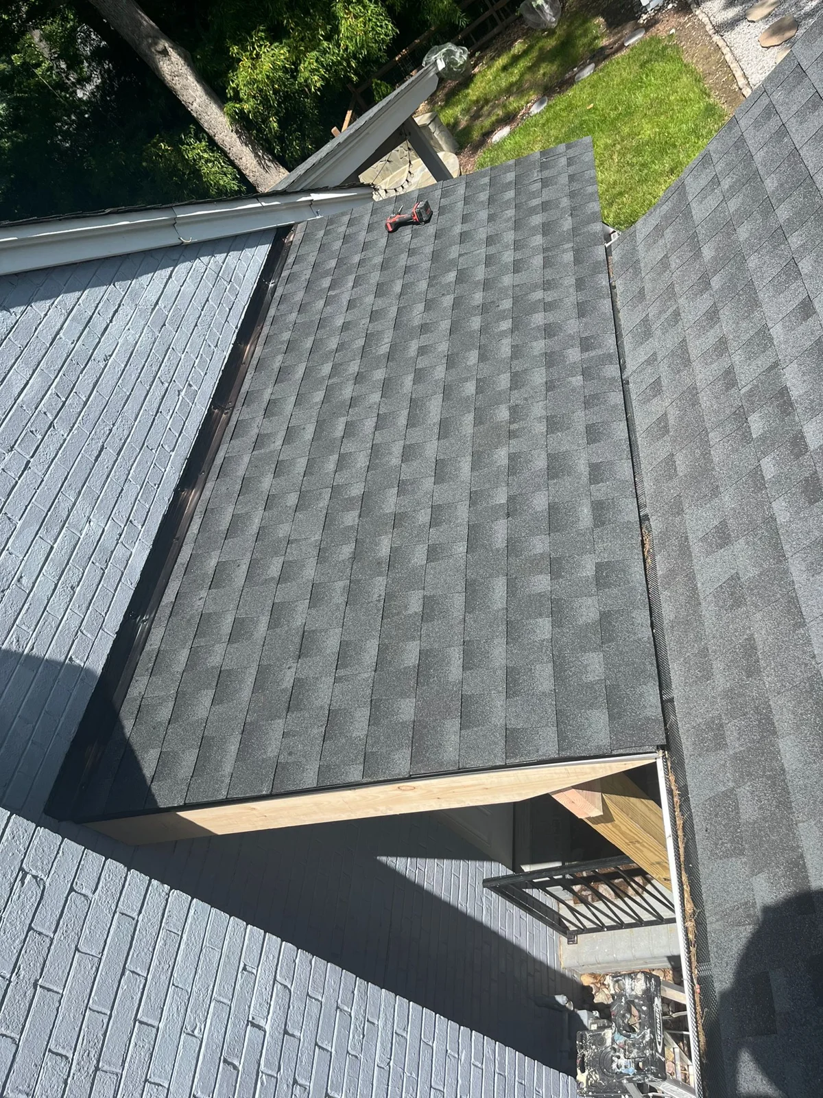 Canopy cosntruction project by Master Handyman
